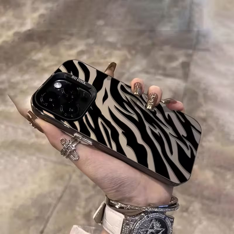 Zebra Pattern Black Advanced I - Apple Iphone 15 Pro Max 评论和价格